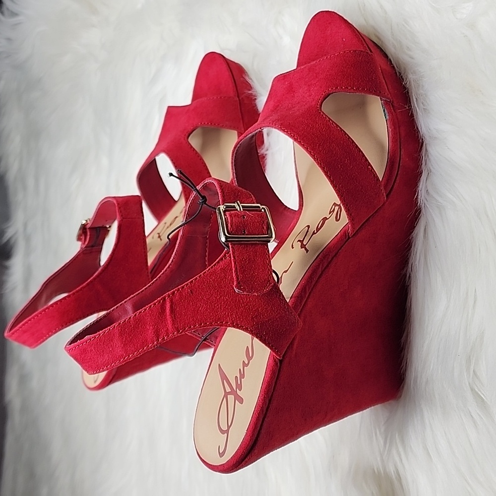 American Rag Rochelle Red Sandal Wedges - New In Box - Picture 8 of 16